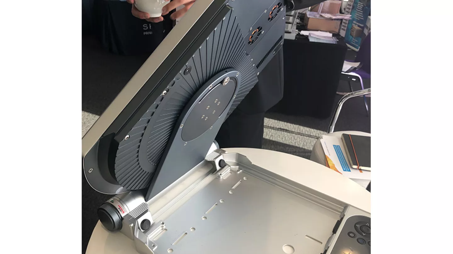 side angle open antenna