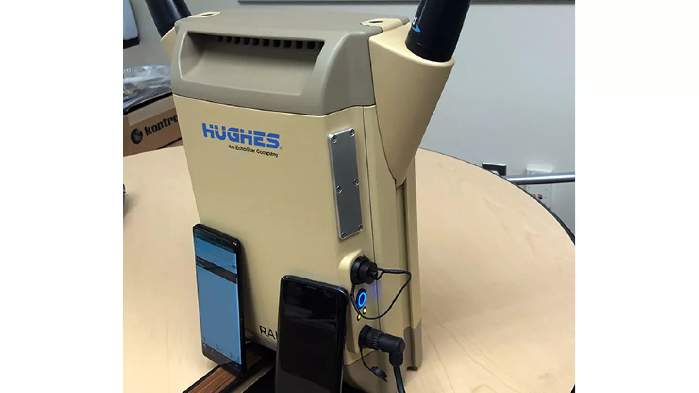 side angle of antenna